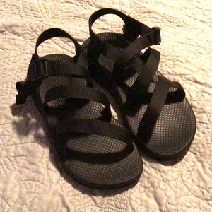 New in Box Chaco Banded Z Cloud, Size 9